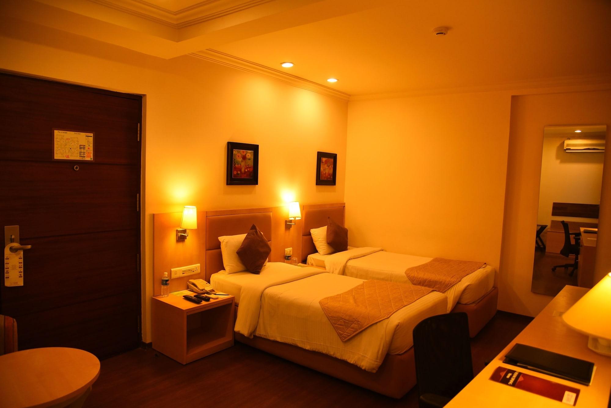 Royal Orchid Suites Whitefield Bangalore Bagian luar foto