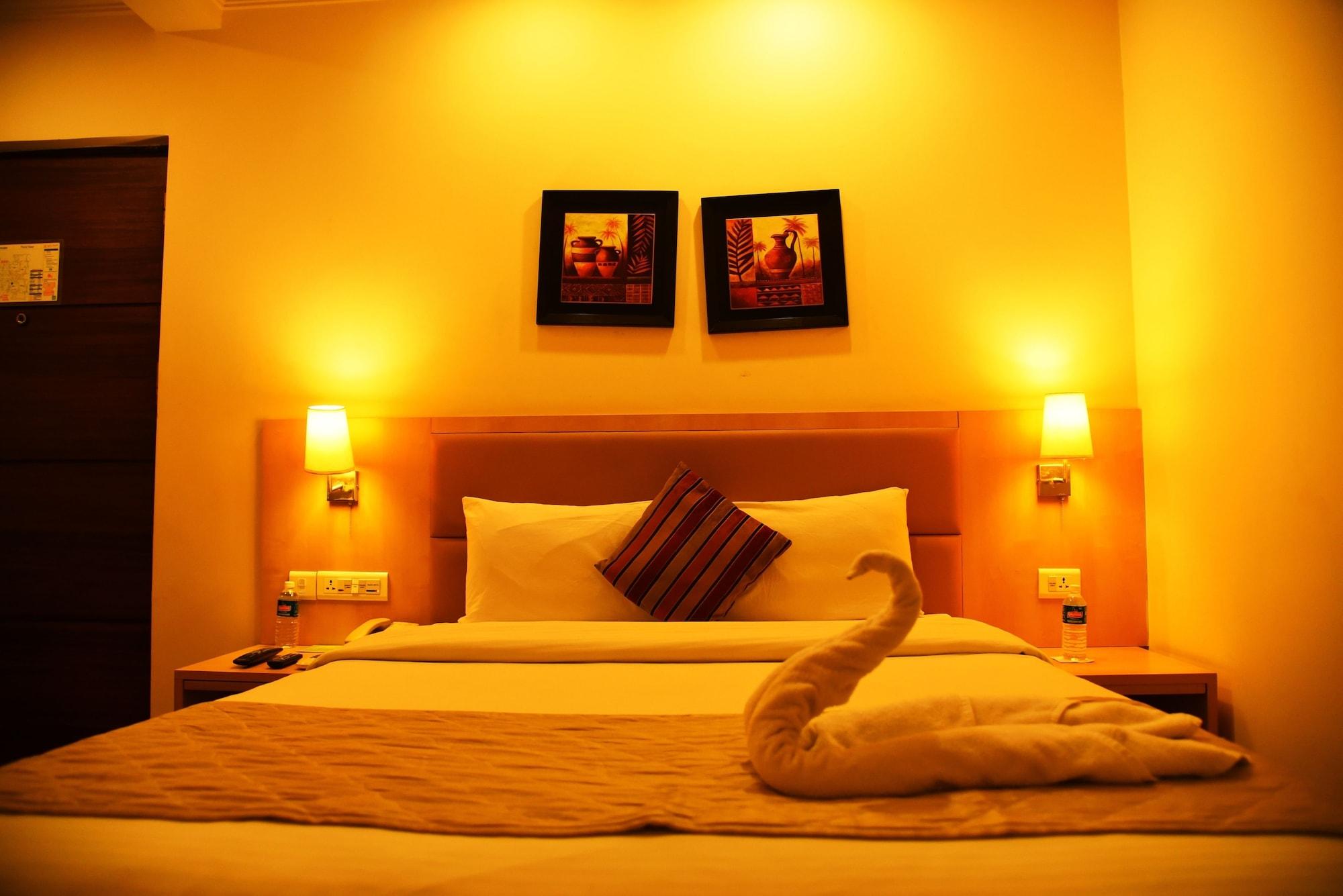 Royal Orchid Suites Whitefield Bangalore Bagian luar foto