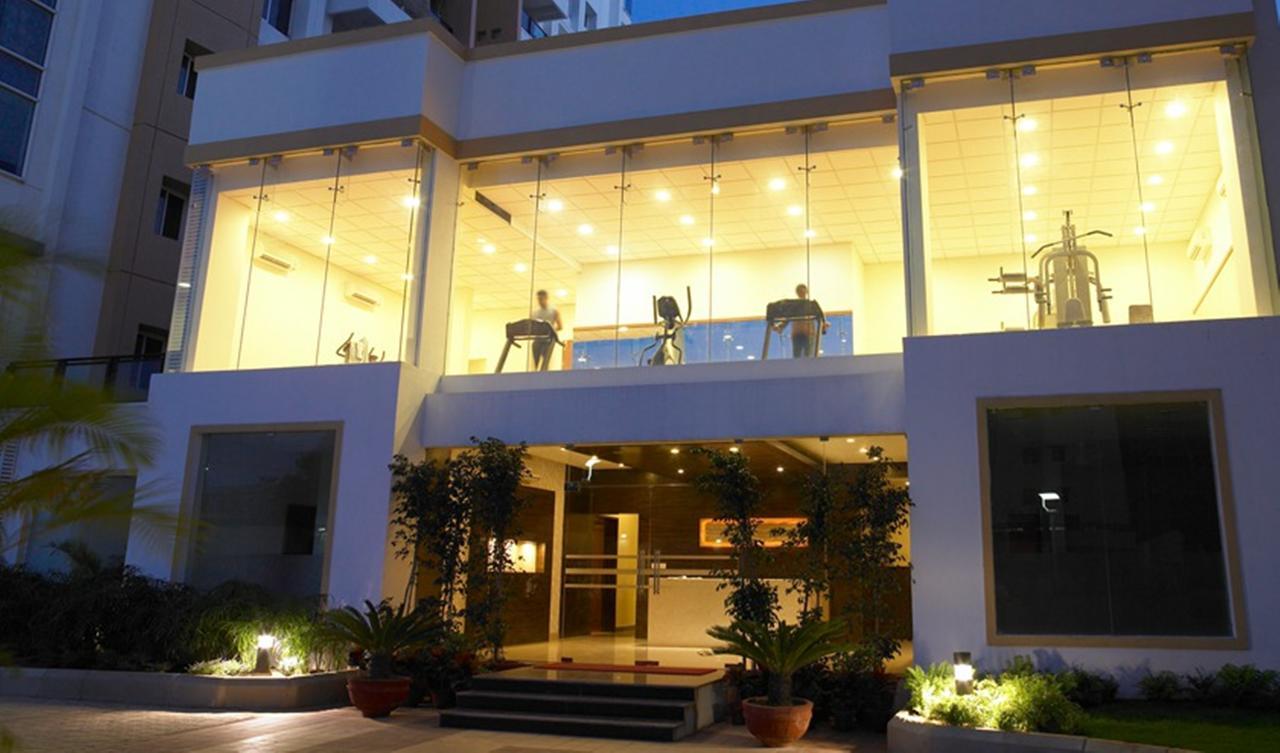 Royal Orchid Suites Whitefield Bangalore Bagian luar foto