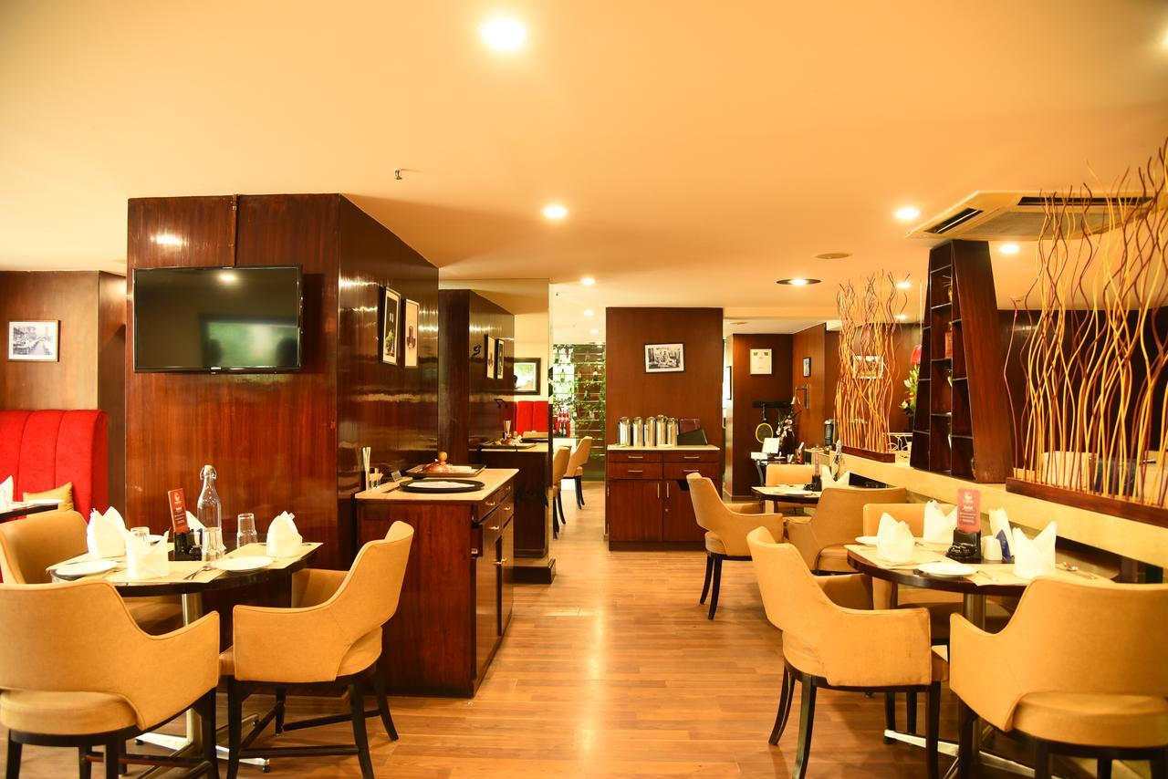 Royal Orchid Suites Whitefield Bangalore Bagian luar foto