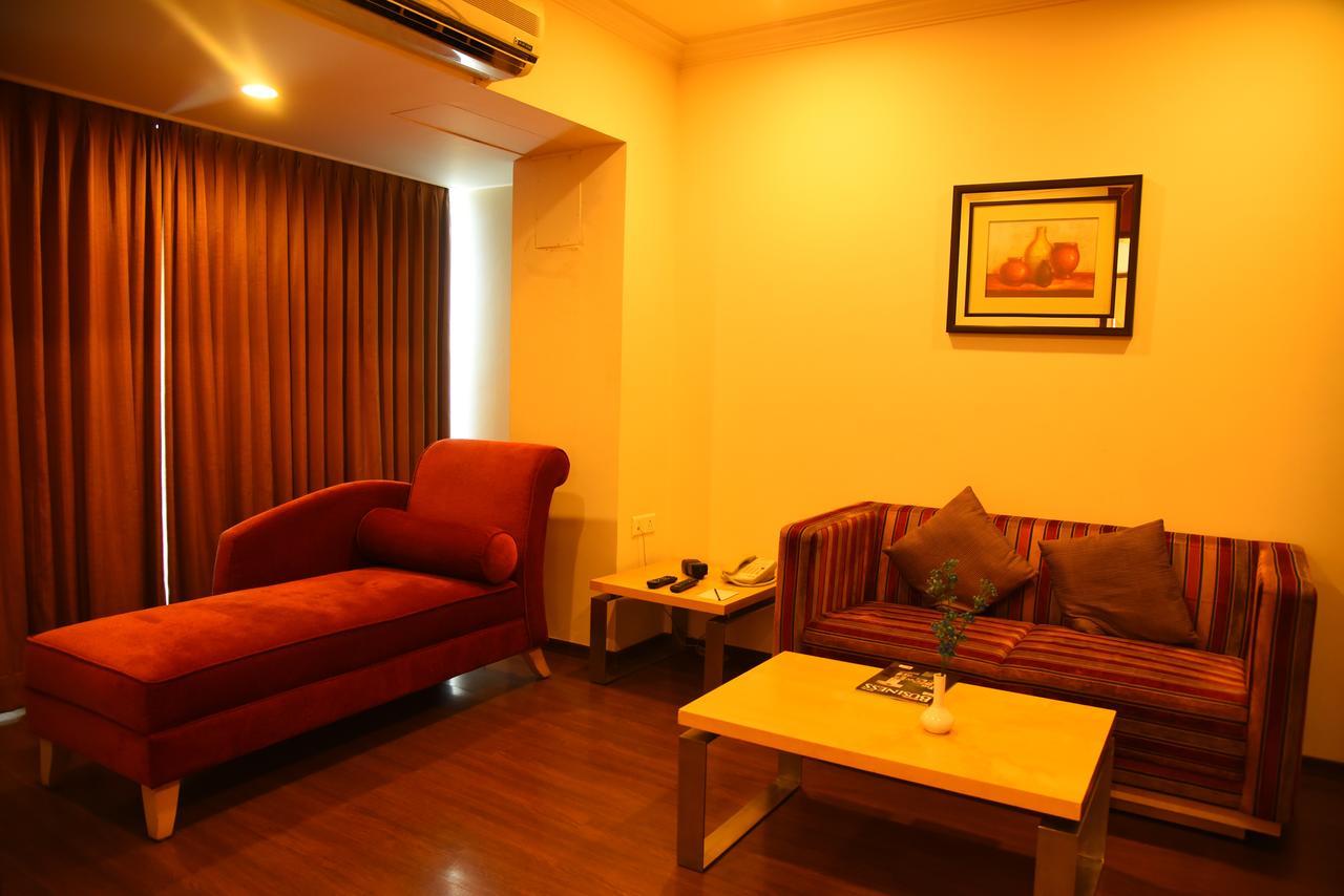 Royal Orchid Suites Whitefield Bangalore Bagian luar foto