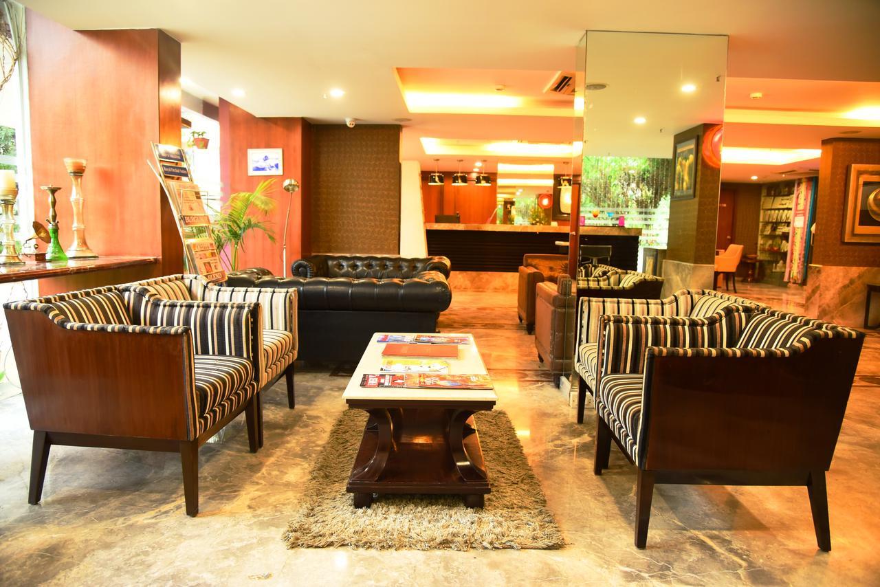 Royal Orchid Suites Whitefield Bangalore Bagian luar foto
