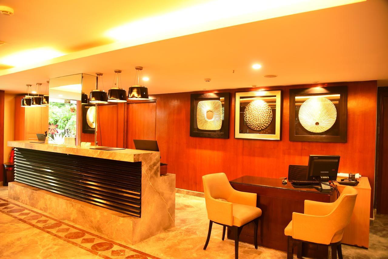 Royal Orchid Suites Whitefield Bangalore Bagian luar foto