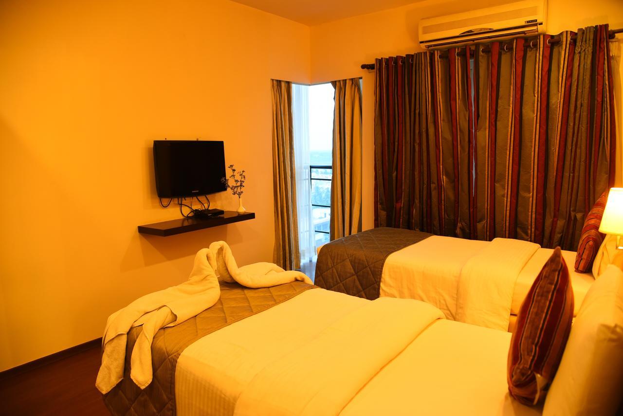 Royal Orchid Suites Whitefield Bangalore Bagian luar foto